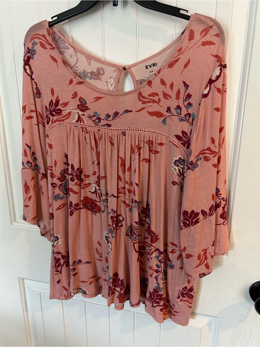 EVRI plus size Floral Scoop-Neck Women’s Top